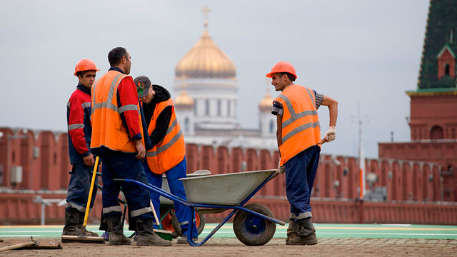 В России работают 11,6 млн мигрантов