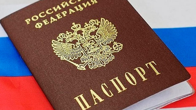 В 2020 году гражданство РФ получили 560 тысяч человек